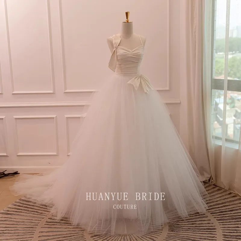 Robe de mariée sans bretelles, élégante, col licou, épaules dénudées, tenue de Rh, pour les patients