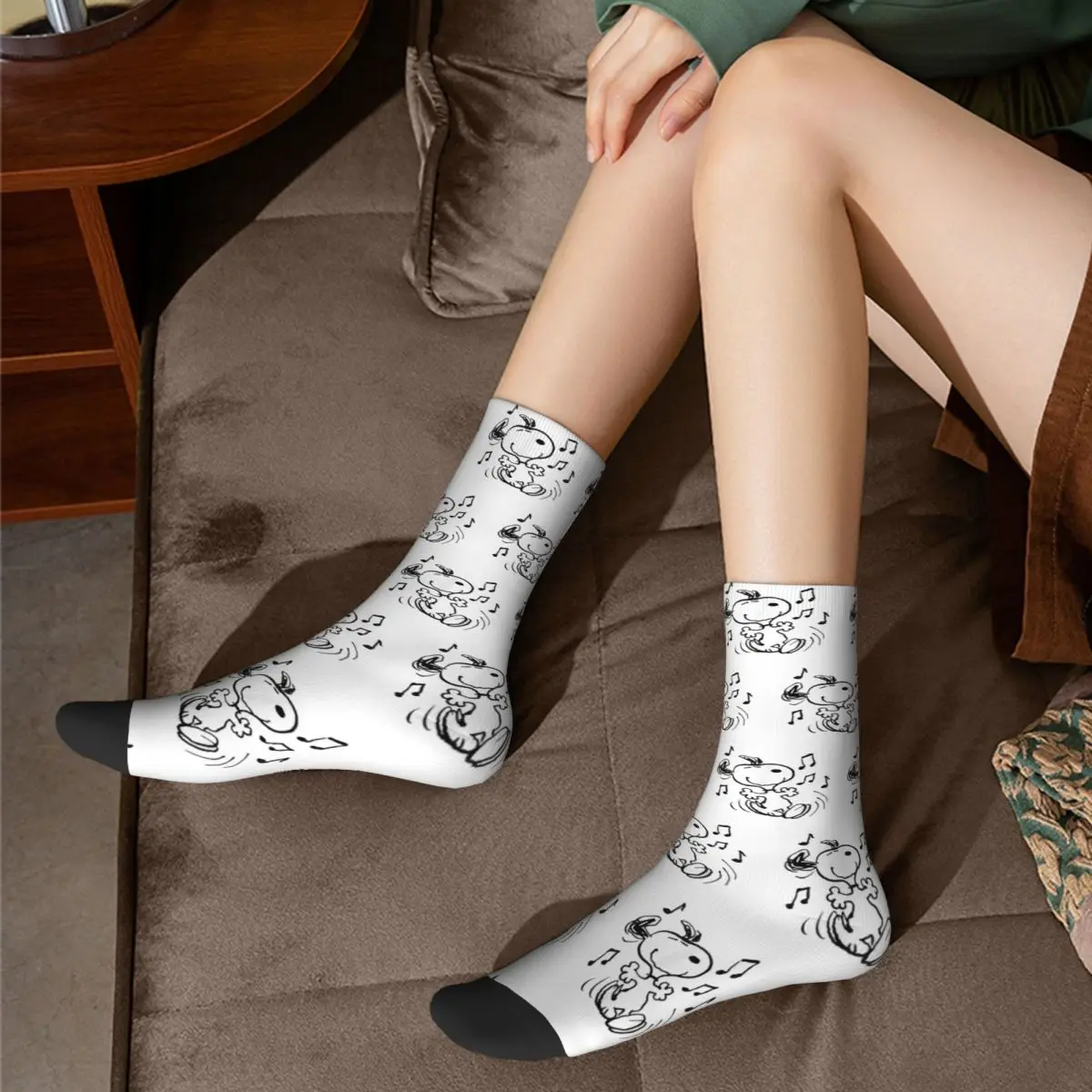 Peanuts Snoopy Dancing Socks Men\'s Women\'s Fashion Socks Harajuku Spring Summer Autumn Winter Stockings Gift