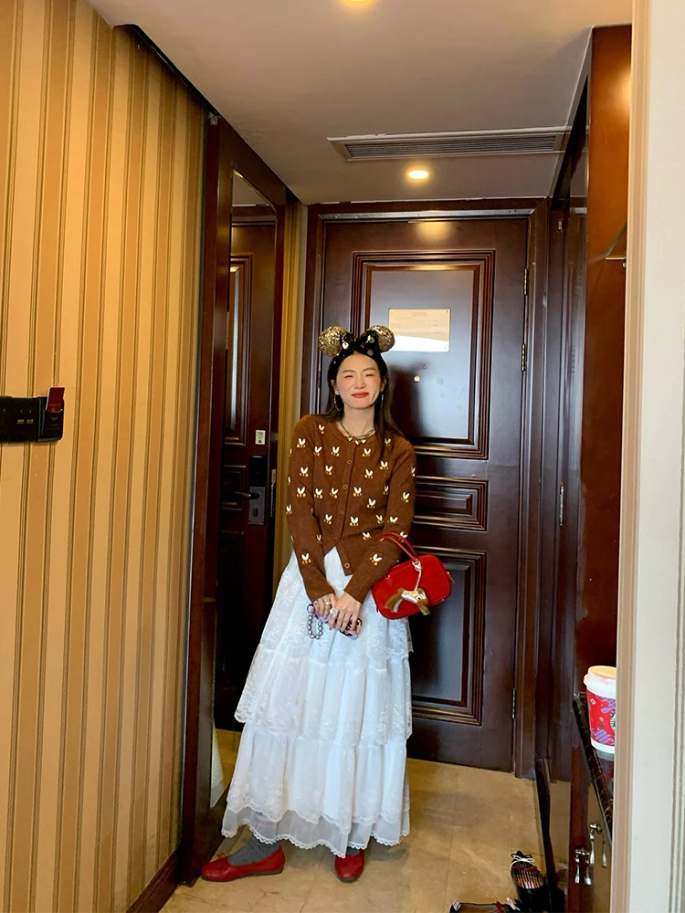 Weißer Spitzen-A-Linien-Kuchenrock für Damen, Design Sensation, Frühling, neuer Stil, vielseitiger Midirock, langer Rock aus Polyestergewebe