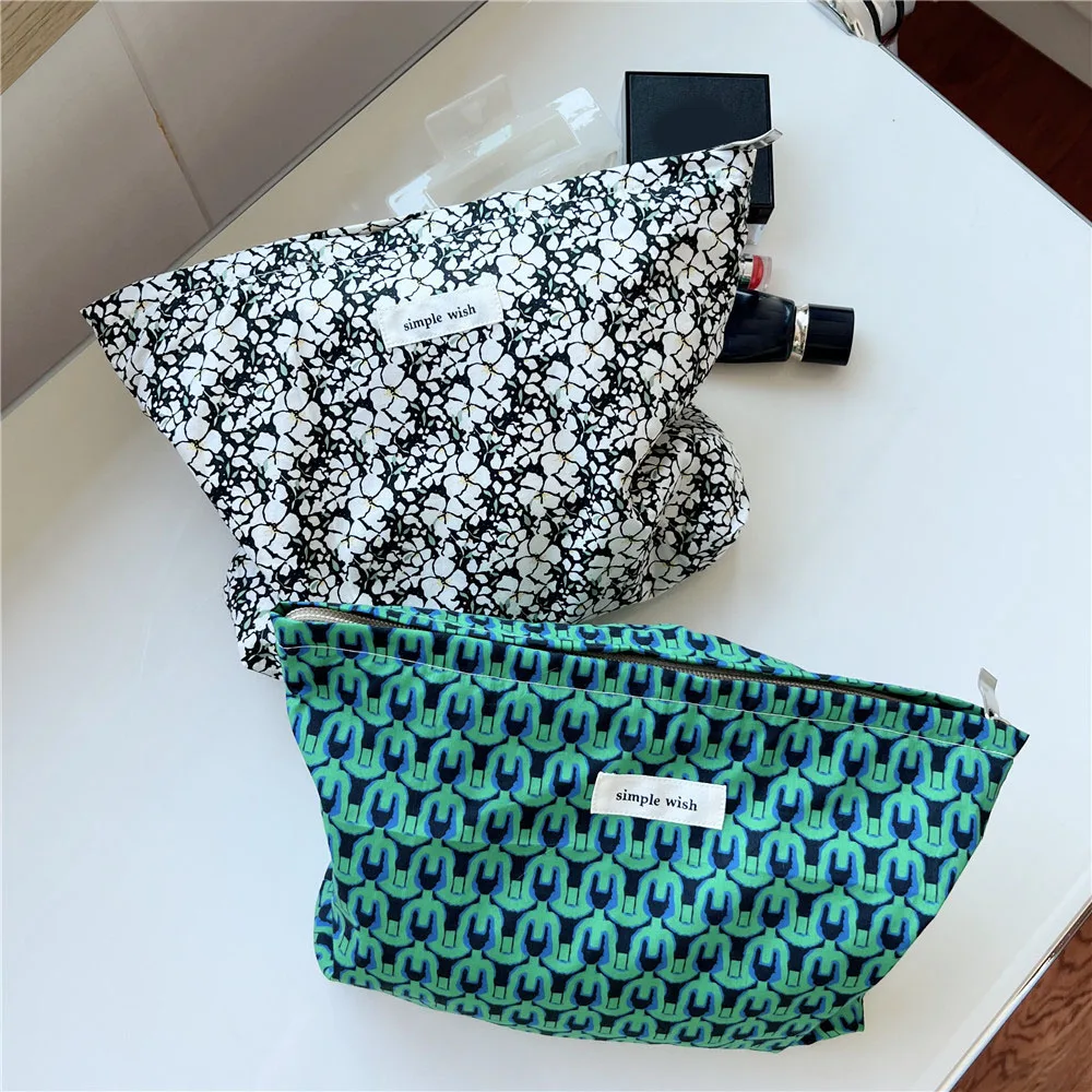 Fashion Retro Flowers Print Cosmetic Bag Canvas Washing Bag Large Capacity Women Travel Cosmetic Pouch Make Up Storage Bags