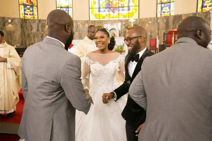 Vestido De novia personalizado con apliques De encaje, Vestido De Casamento 2025, corte en A africano, manga larga 3/4, Vestido De novia De talla grande