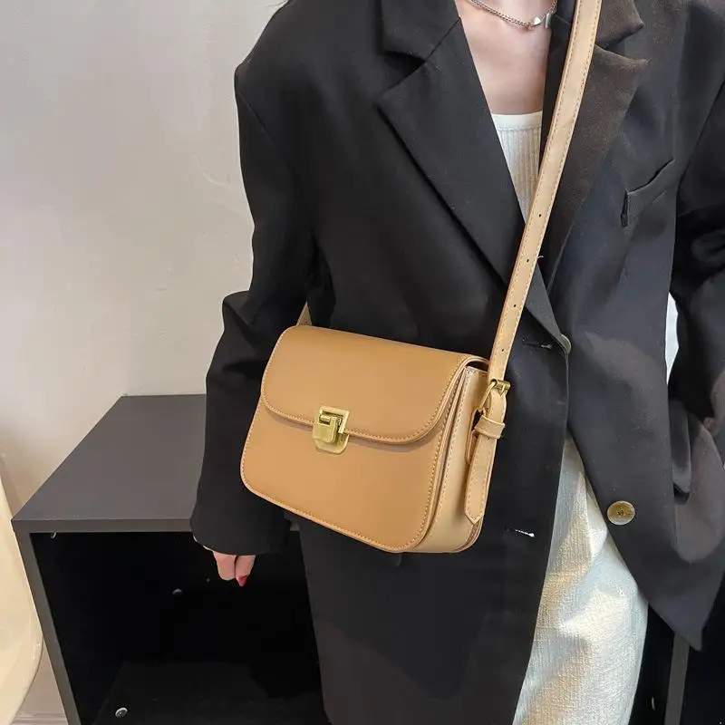 High-end small bag women's 2024 new trendy fashion texture niche popular crossbody bag women's shoulder small square bag