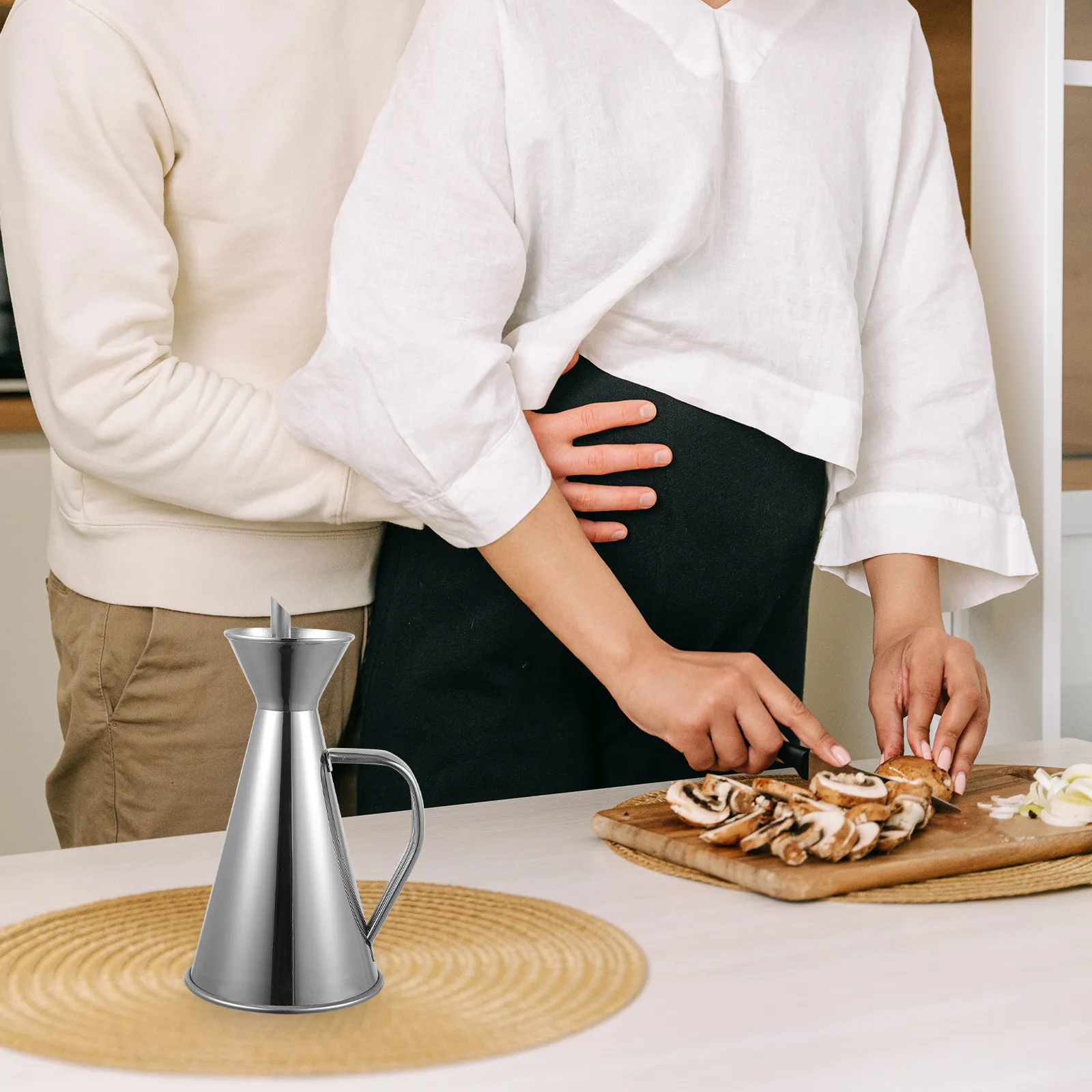 Stainless Steel Oil Dispenser Bottle Leak Proof 250Ml Vinegar Cruet Pourer Non Drip Seasoning Container Kitchen Oil Bottle