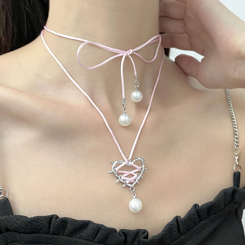 Exaggeration Vintage Elegant  Metal Heart Necklace  Pink Black Ribbon Pearl Pendant Clavicle Chain For Y2k Women Jewelry