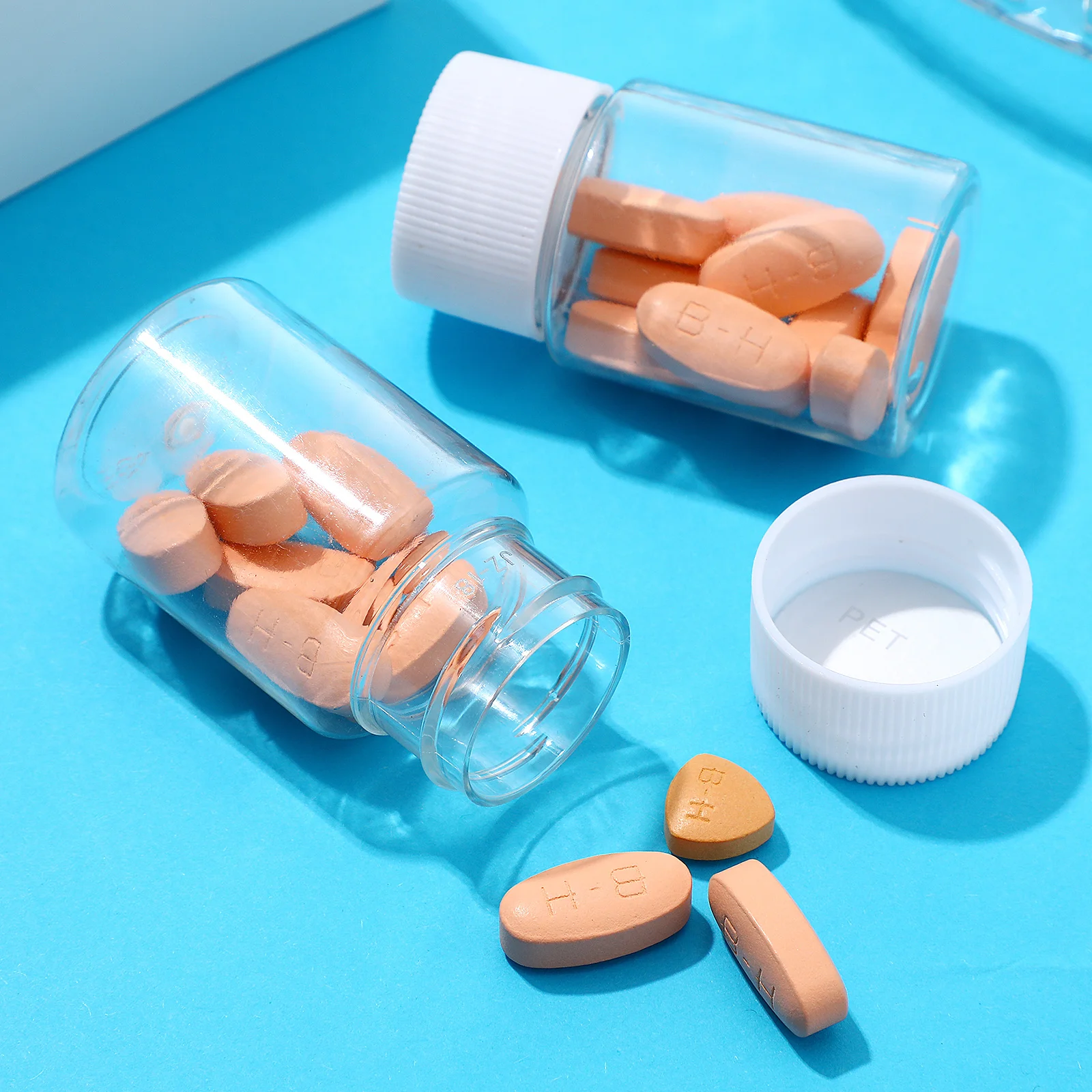 

10Pcs Pet Travel Bottles 30ml Portable Refillable Shampoo Dispenser Toiletries Liquid Containers Travel Bottles