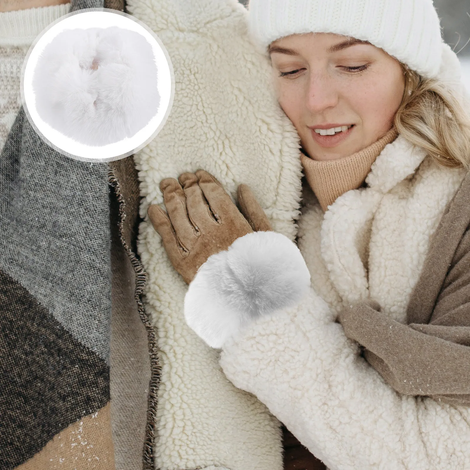 زوج واحد من أصفاد المعصم الدافئة ذات اللون الكلاسيكي من القماش الناعم أصفاد معصم شتوية مقاومة للرياح للنساء للاستخدام الخارجي المريح #1