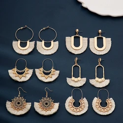 1 Pair Of Fashion Bohemian National Styl Gold Plated Geometric Hand Woven Row Tassel Earrings