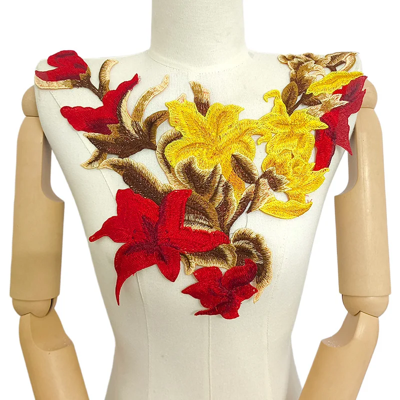 Colorful embroidered lace fake collar, polyester water-soluble corsage, embroidered and hollowed-out collar, heavy-weight dyed f