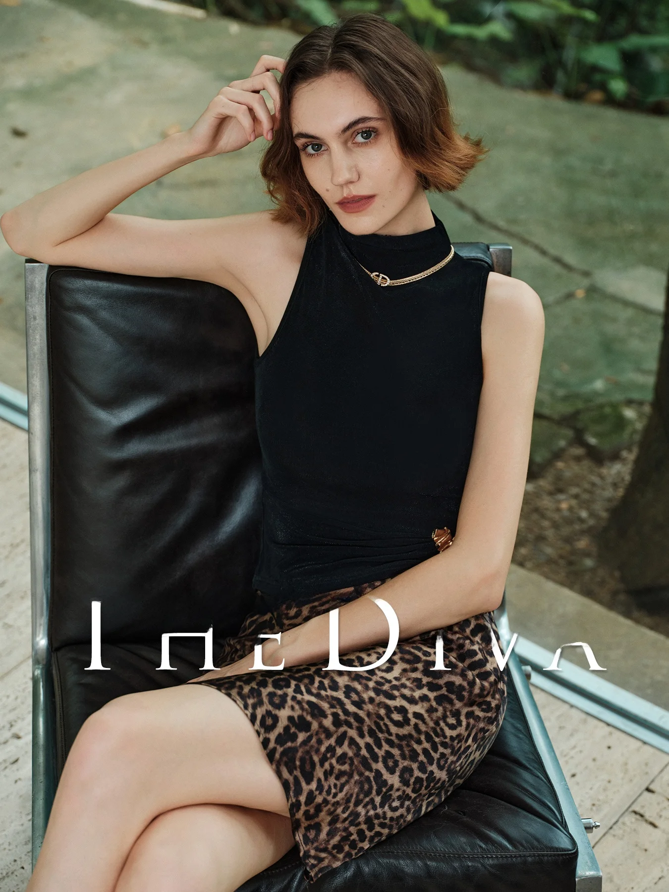 

Жилетка с высоким воротником и золотыми пуговицами, укороченный кардиган для женщин, облегающий топ для летнего образа, стильный и прохладный