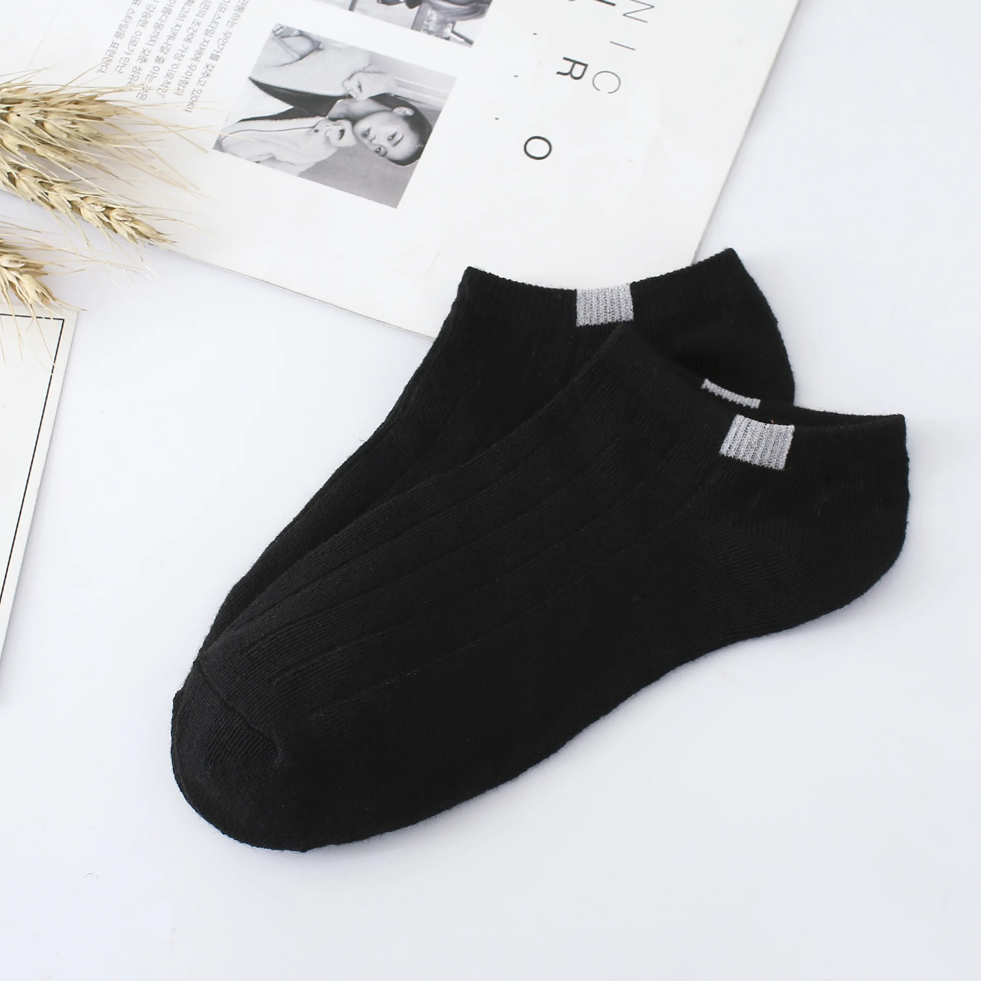 Women Short Socks Fashion Female Girls Ankle Boat Socks Invisible Sock Slippers Calcetines for Woman New Ankle Socks Women