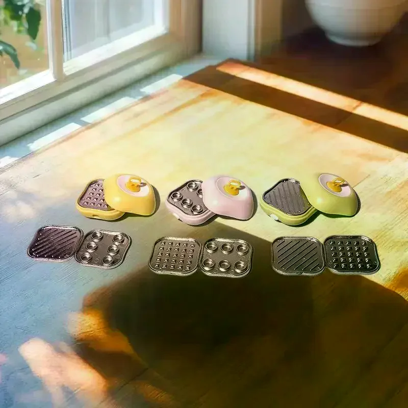 Conjunto de jogo de cozinha para casa de bonecas em escala 1/12 em miniatura - máquina de fritar e brinquedo de ovo