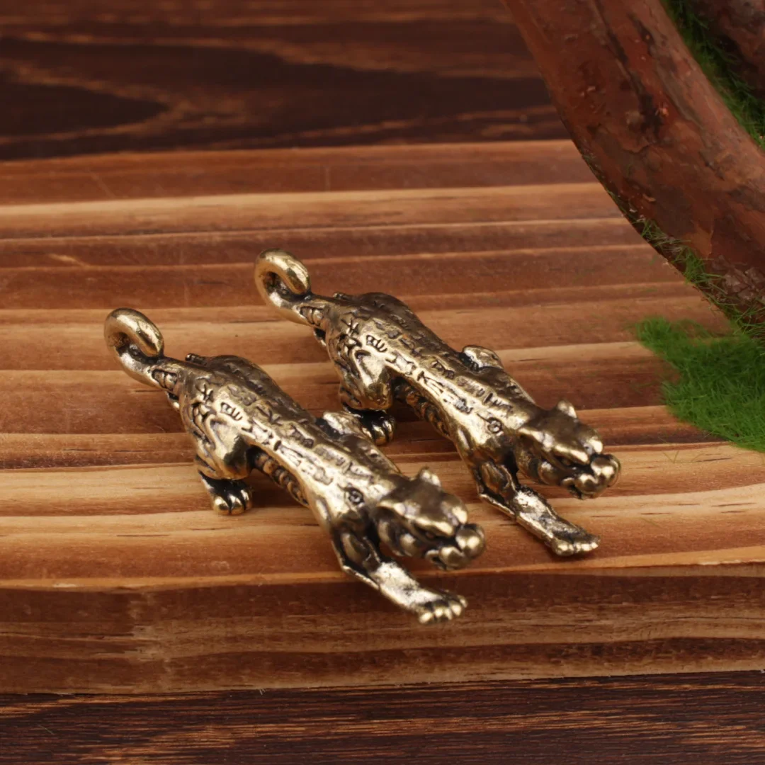 Brass Chinese pendant merchandise animal crafts stall selling hot supplies souvenirs
