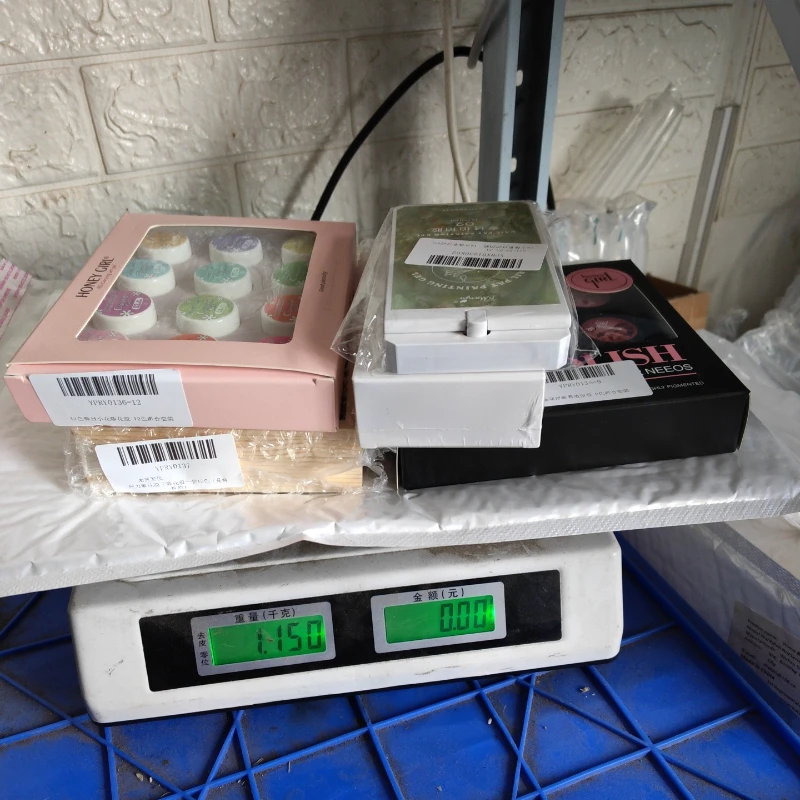 

Only seller send to buyer pls don't order by yourself thank you