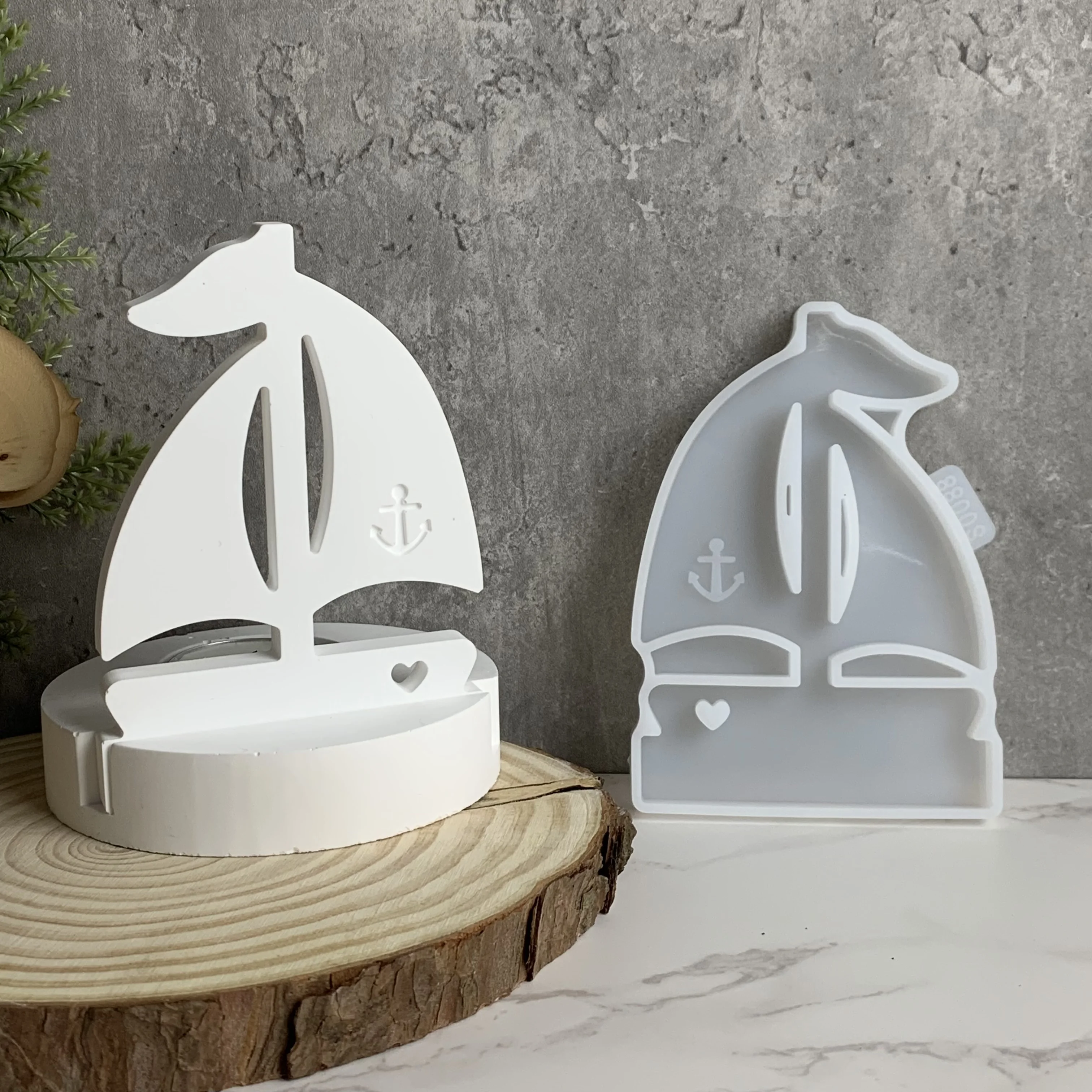 DIY Sailboat Candle Holder Plug-in Silicone Mold Handmade Boat Candlestick Making Tool Plaster Drop Glue Mold Home Decoration