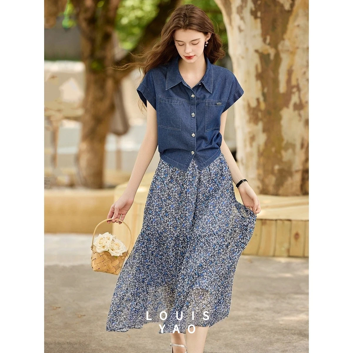 

Комплект из двух предметов LOUISYAO: джинсовый топ с цветочным принтом и юбка на резинке, летний повседневный уличный стиль, коллекция 2025 года