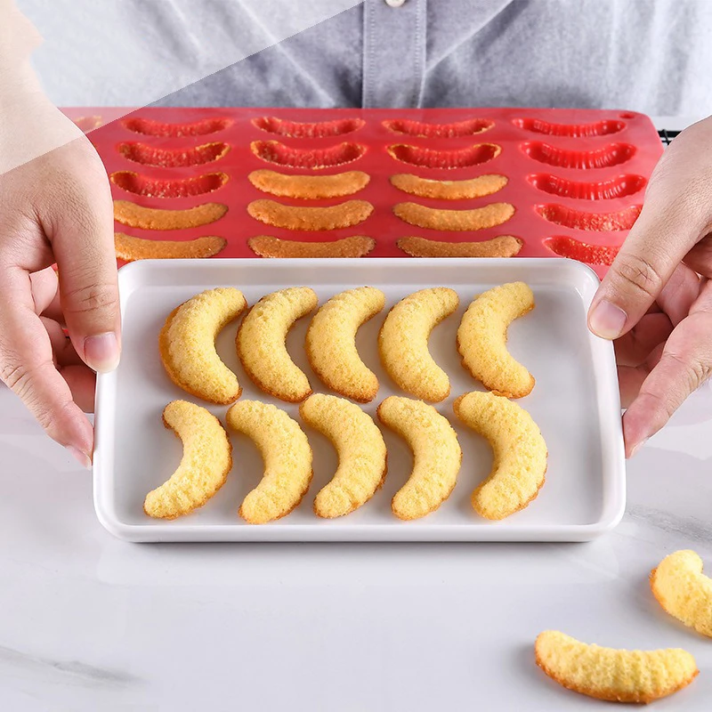 Creative Crescent Moon Shape Silicone Cake Mold Practical Chocolate Cookie Pastry Mould Biscuits Dessert Decorating Tools