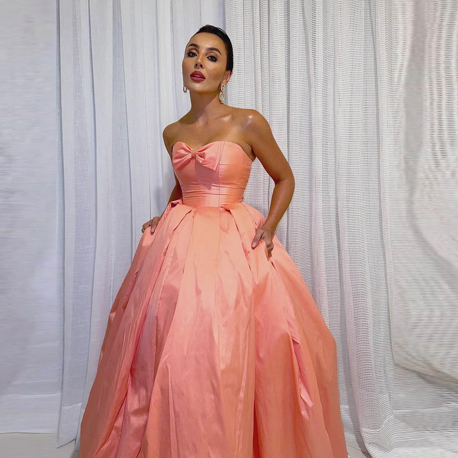 2026 Pink Strapless Graduation Gowns Evening Dresses With Bow Simple Prom Dress To Party Lace Up Back Teens