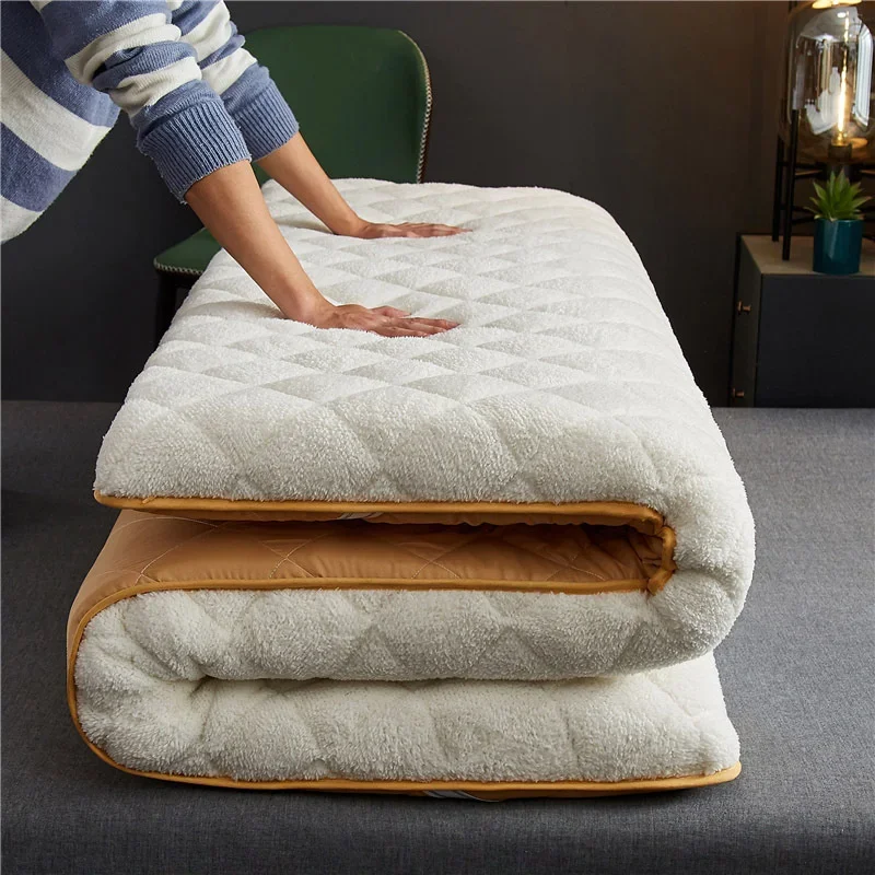 Deal Thick Lamb Wool Mattress Pad Memory Rebound Quilted Mattress Pad Multilayer Structure Bed Mattresses Stereo Non-collapse