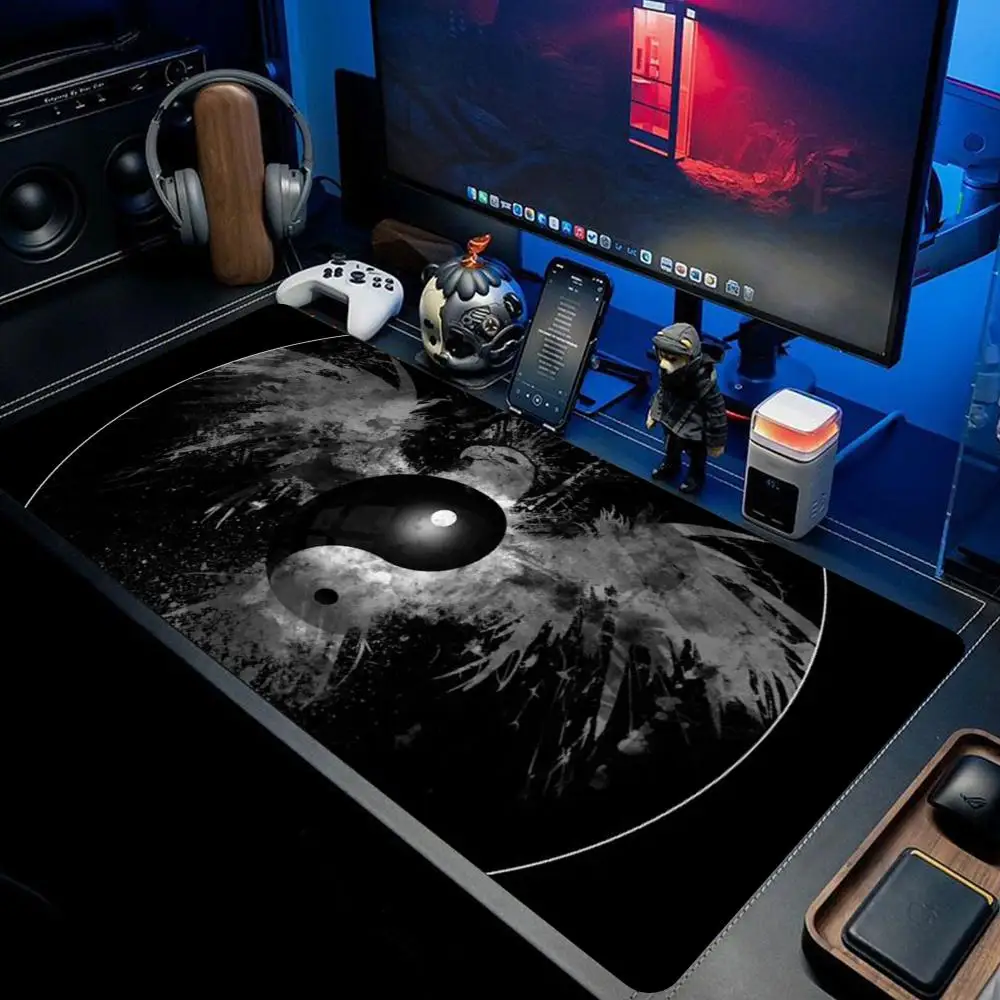 

Yin Yang Tai Chi Diagram Mouse Pad large keyboard mouse desk pad non-slip rubber gaming mouse pad laptop mouse carpet