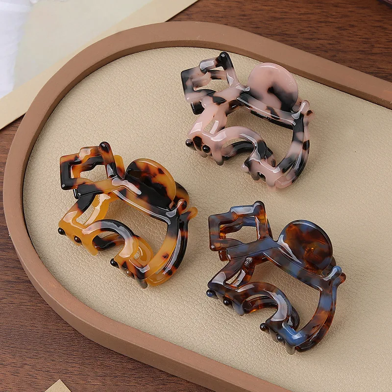 Hollow Geometric Tortoise Hair Claw Clip Retro Leopard Marble Acrylic Hair Grab Barrette Fashion Women Hair Styling Accessories