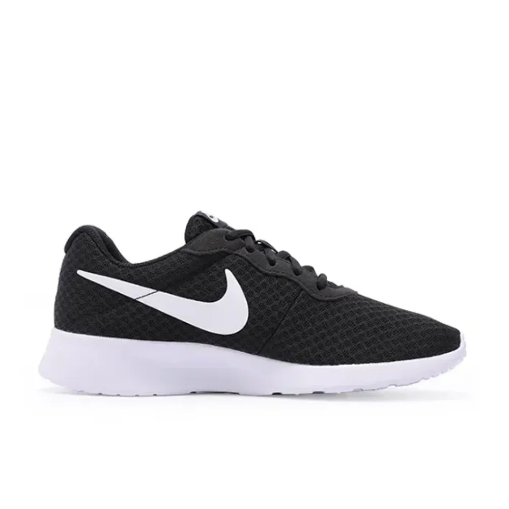 Nike Tanjun simple lightweight breathable low-top casual running shoes non-slip wear sports shoes black and white colorway