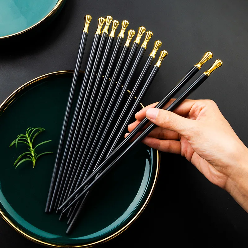 5Pairs Reusable Janpanese Chopsticks Gold Black Sushi Sticks For Food Noodles Alloy Chinese Korean Chopsticks Kitchen Tableware