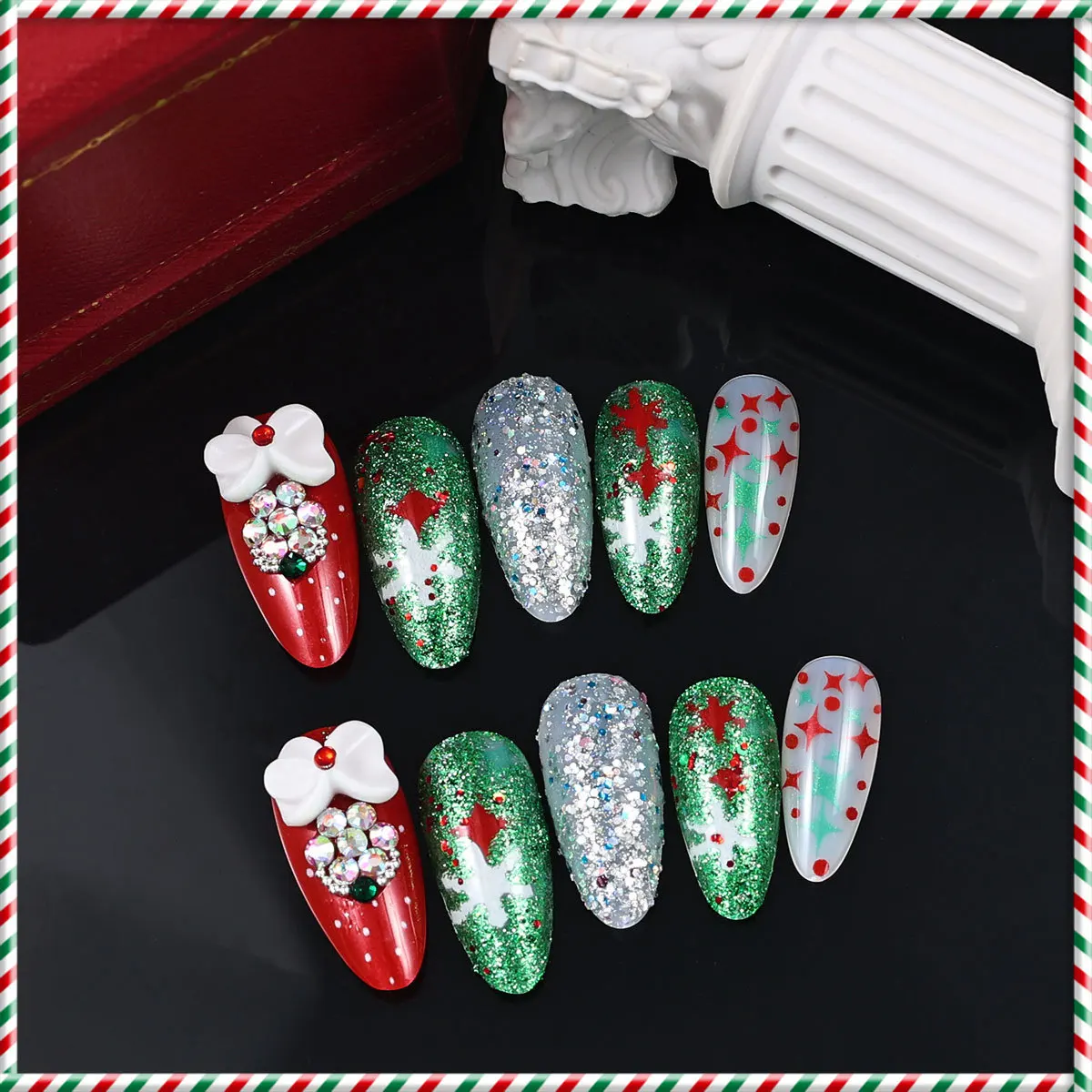 24 pçs flash natal amêndoa unhas falsas lantejoulas brilhantes diamante bowknots y2k estrela imprensa em unhas glitter vermelho verde longo manicure