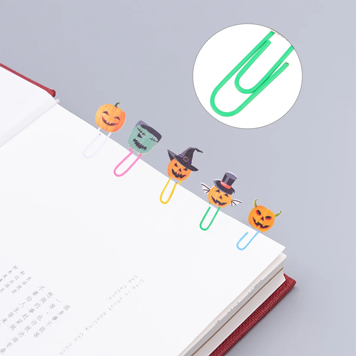 30pcs Halloween Style Clips Pumpkin Decorative Paper Clips Wooden Clips for Home School Office (1 Pack has 5pcs)