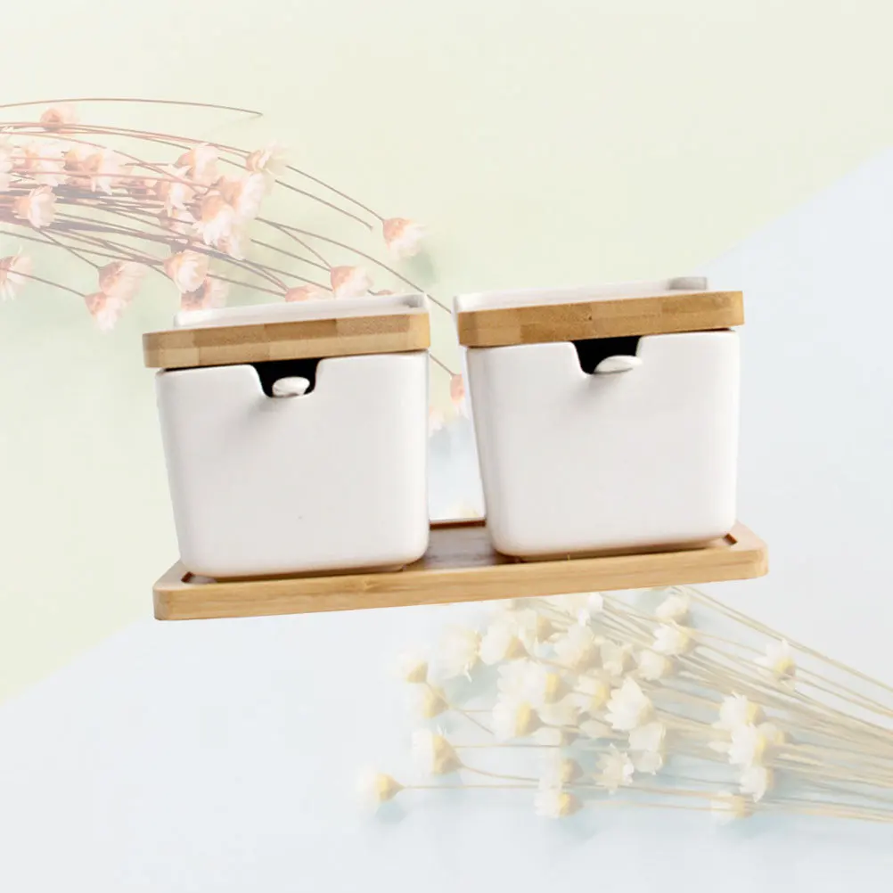 

Seasoning Containers Crusher Condiment Storage Salt Shaker Jars with Spoons