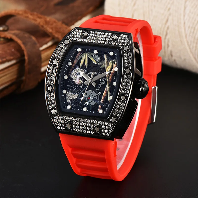 New Diamond encrusted Quartz Watch Wholesale Panda Bamboo Hollow Dial Fashion Sports Watch