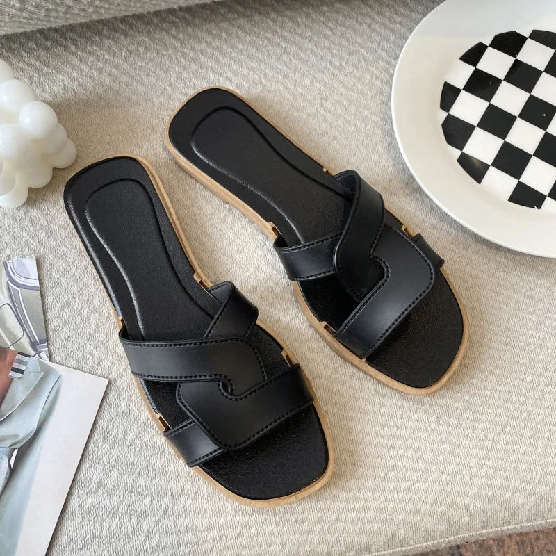 Summer Slippers Women Flat Luxury Outdoor Beach Flip Flops Female Non-slip Sandals Trend Brand Design Slides Shoes Woman 2023