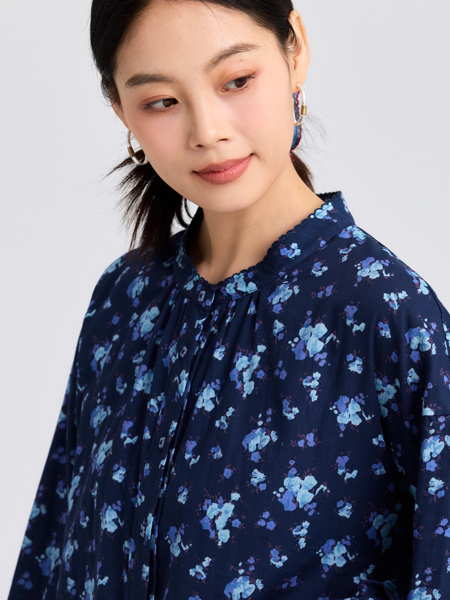 Colorless Odorless Spring Tour Pure Cotton Women's Shirt Thin Artistic Floral Print Casual Long Sleeve Button up Top