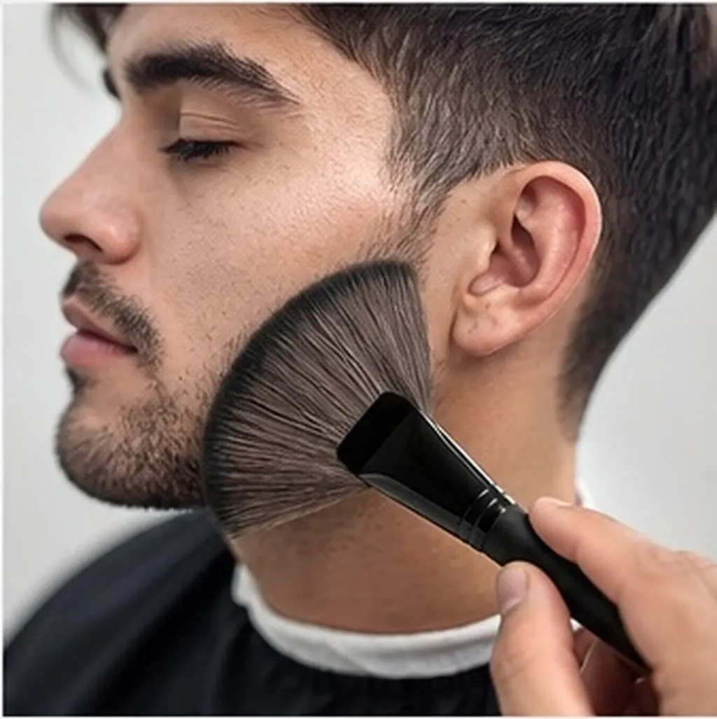 1Pcs Hair Cutting Brush Black Compact Portable Handle Premium Material Durable Neck Face Hair Cleaner Salon Tool