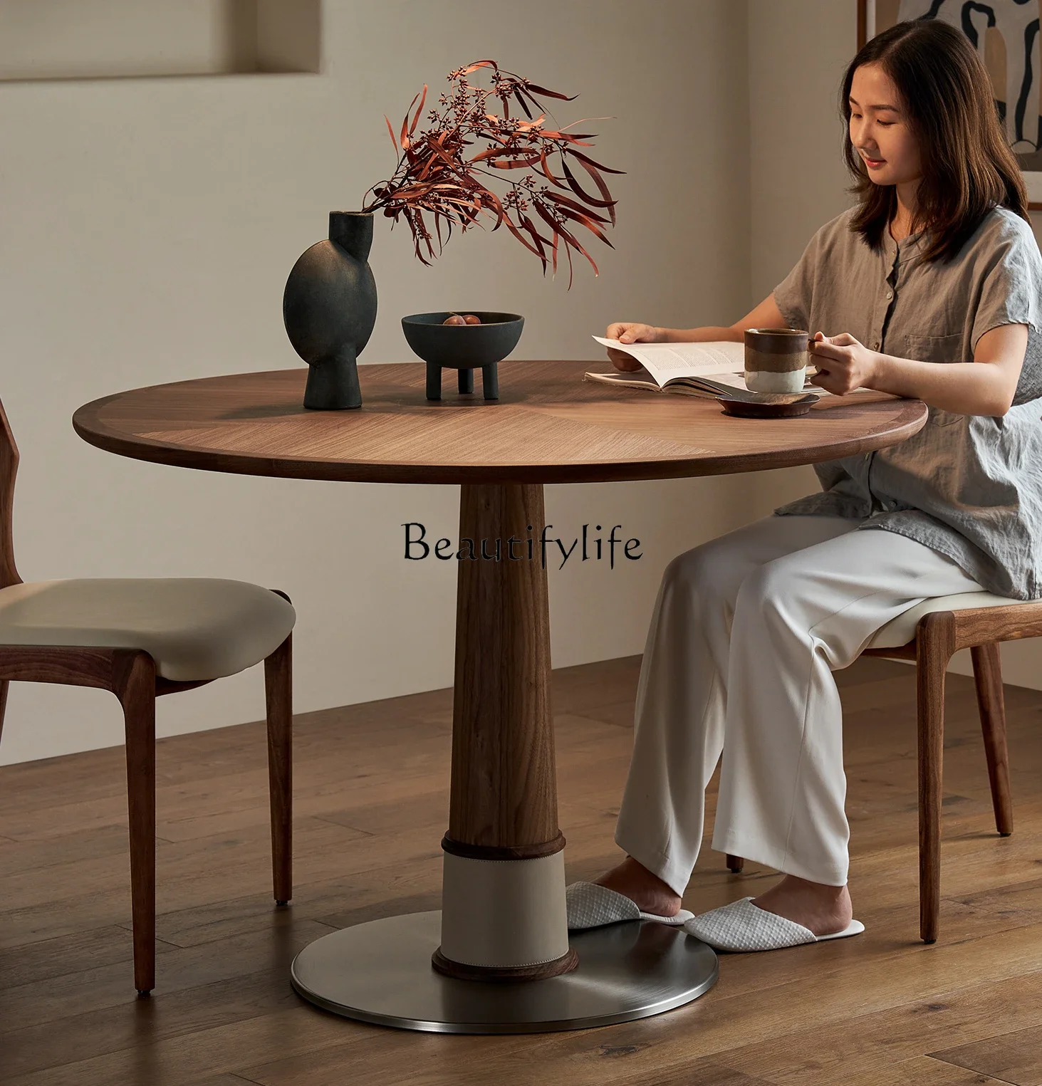 

FG28North America Black Walnut Solid Wood round Table Nordic Home Small Apartment Dining Table