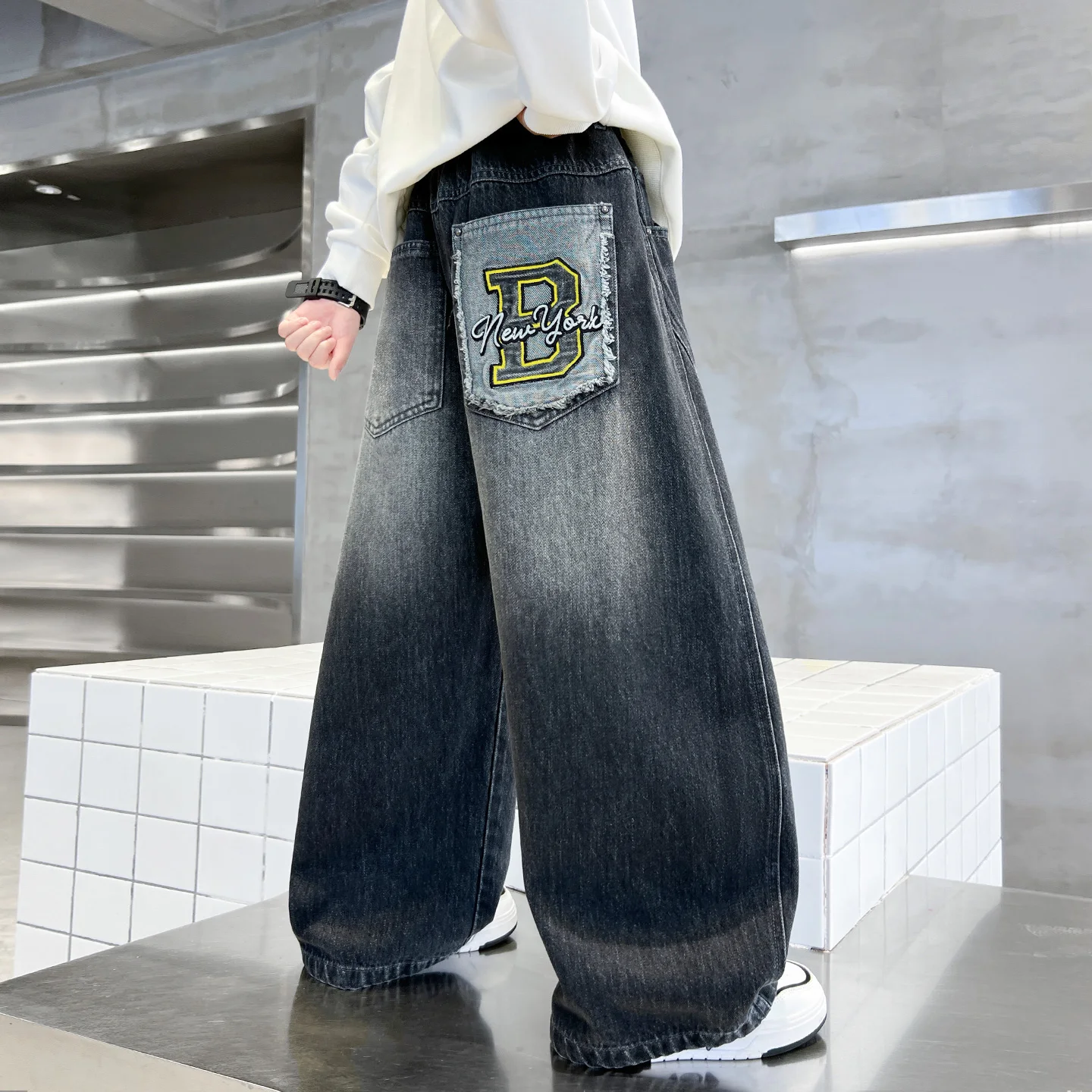 Vintage Boys Jeans Knife Edge Distressed Cool Children Long Pants Fashionable Retro Trousers for Kids Middle And Large Size 5999