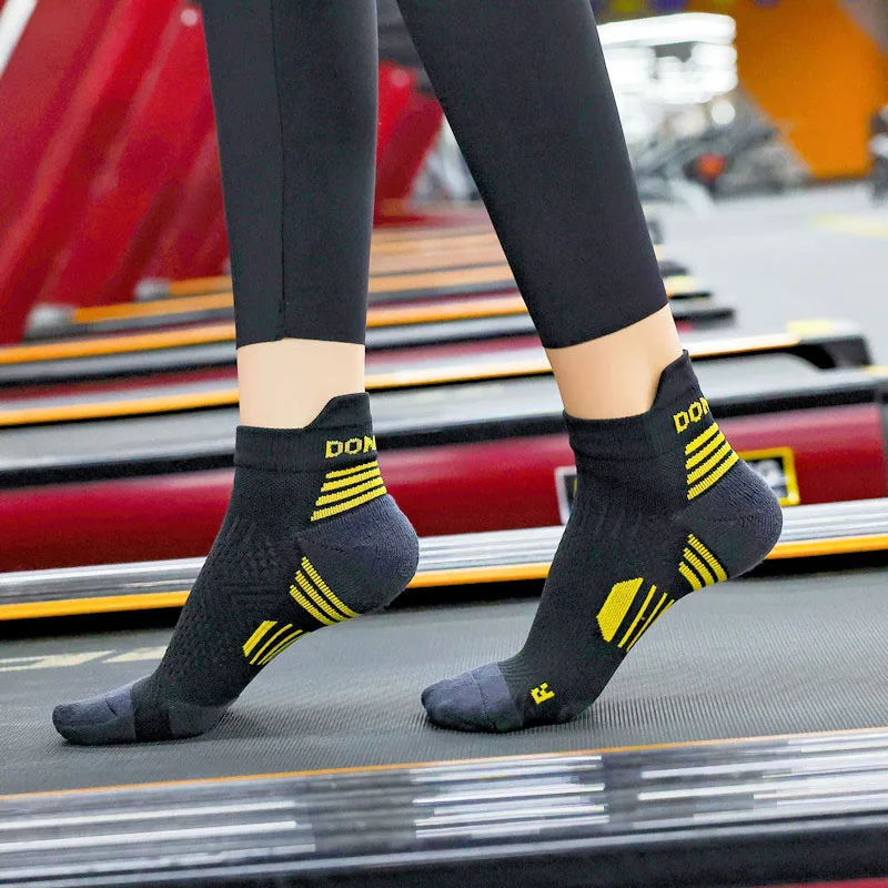 Calcetines tobilleros acolchados y gruesos para hombre y mujer, calcetín profesional para correr, Maratón, deportes, Fitness, corte bajo