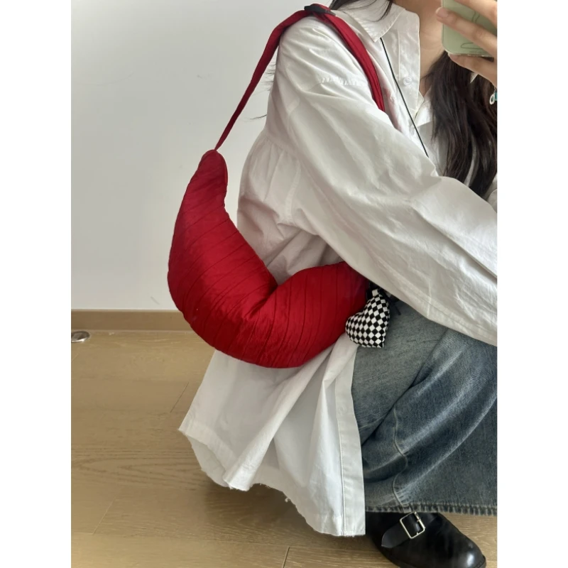

Red Crossbody Korean Style Student Commuting Canvas Hobos Bags Chest Bag