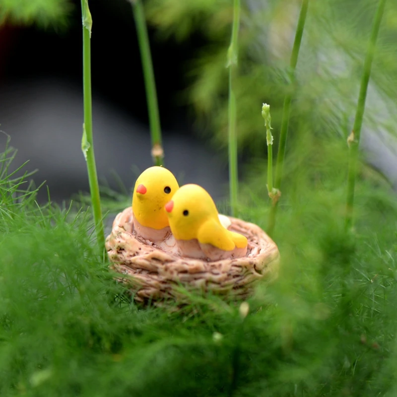 Mini Resin Bird Figure Miniature Ornaments Looks Real Landscape Bonsai for Doll 45BE