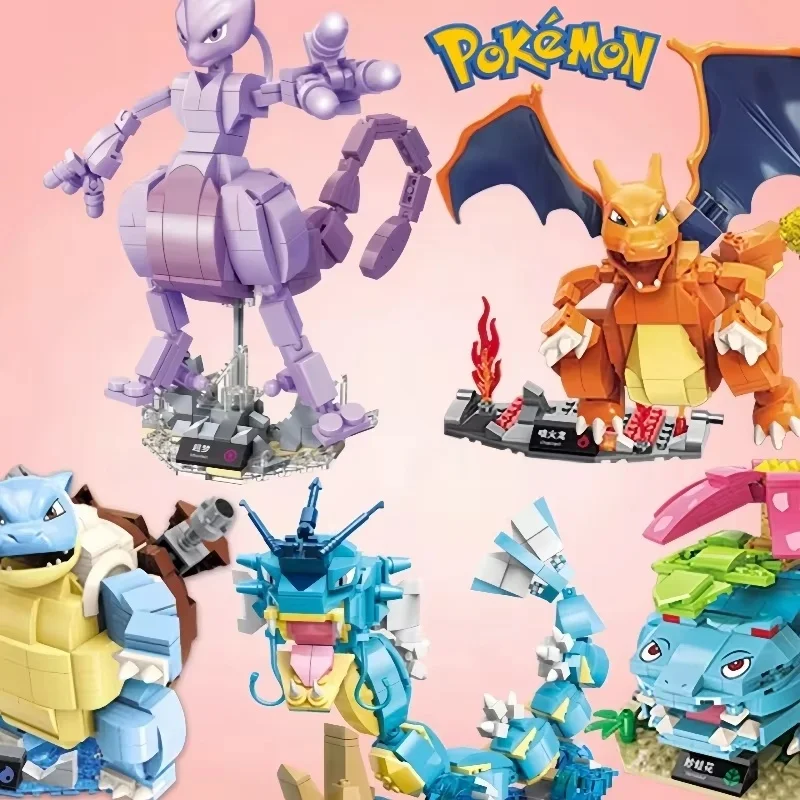 Genuino Keeppley Pokemon Building Blocks Charizard Modello Mewtwo Personaggio Giocattoli per bambini Animazione classica Ornamenti Regalo artigianale