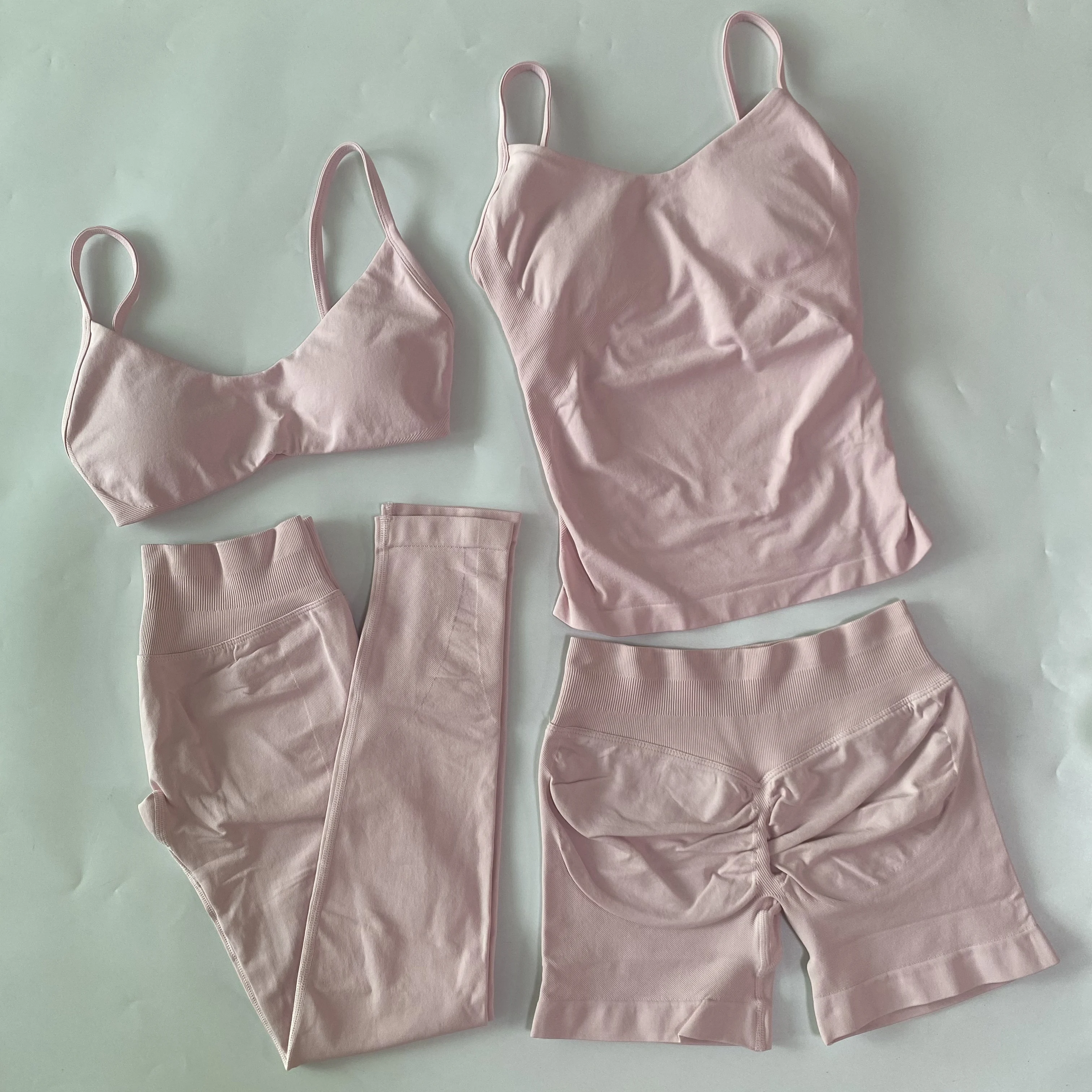 4-teiliges Workout-Set für Damen, Top mit Rundhalsausschnitt, Sport-BH, Fitness-Shorts mit hoher Taille, Yoga-Leggings, Gym-Set, Outfits, Sportbekleidung – Detail 10