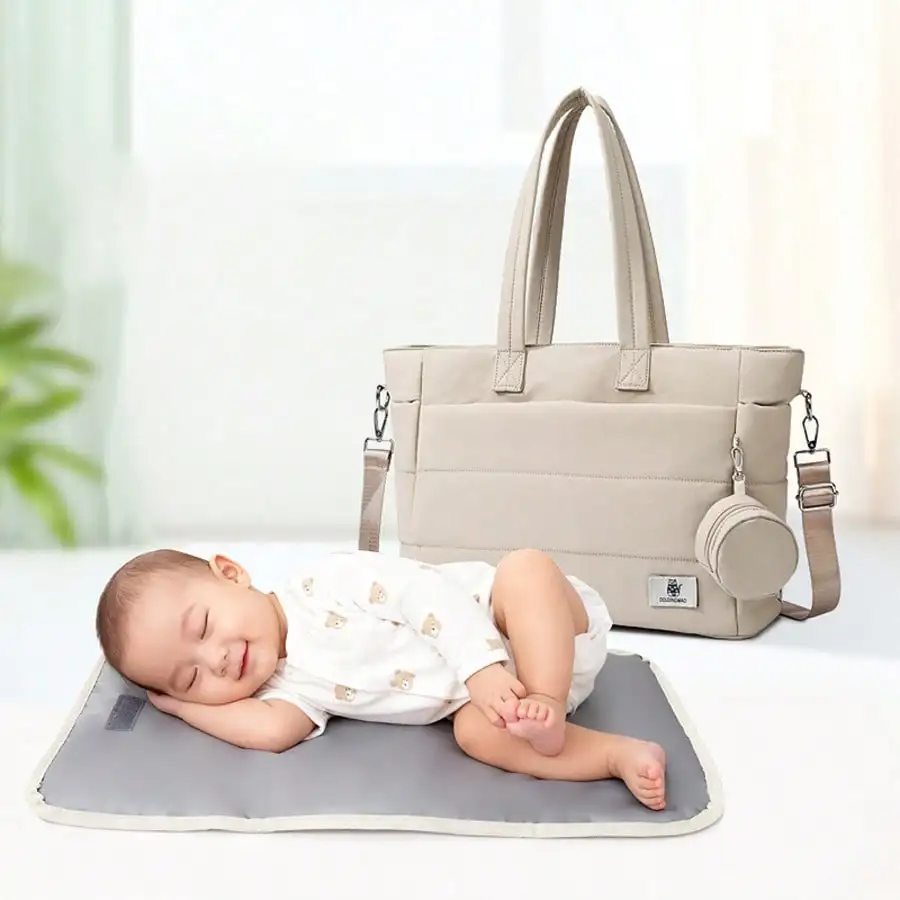 Neu eingetroffene modische Wickeltasche, große Kapazität, leichte Umhängetasche, multifunktionale Baby-Pflegetasche
