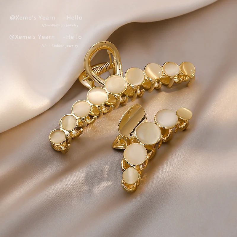 

2025 New Elegant Opals Grip Back Of The Head Fixed Hair Shark Clip Headdress Girls Fashion Hairpin Accessories For Womans Clip