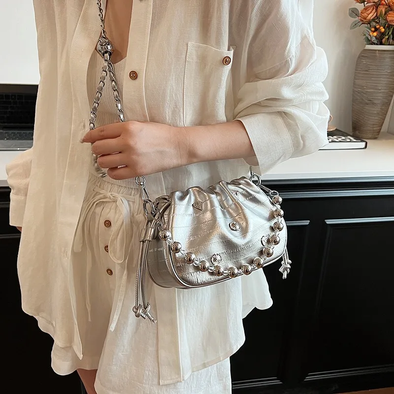 

2025 New High-end Bundle Mouth Foreign Style Small Square Bag Women's Niche Fashion Simple Shoulder Bag Oblique Span Women's Bag