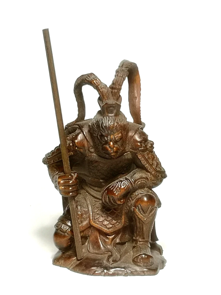 YIZHU CULTUER ART Japanese boxwood hand carved Sun Wukong statue old desk Decoration collectable