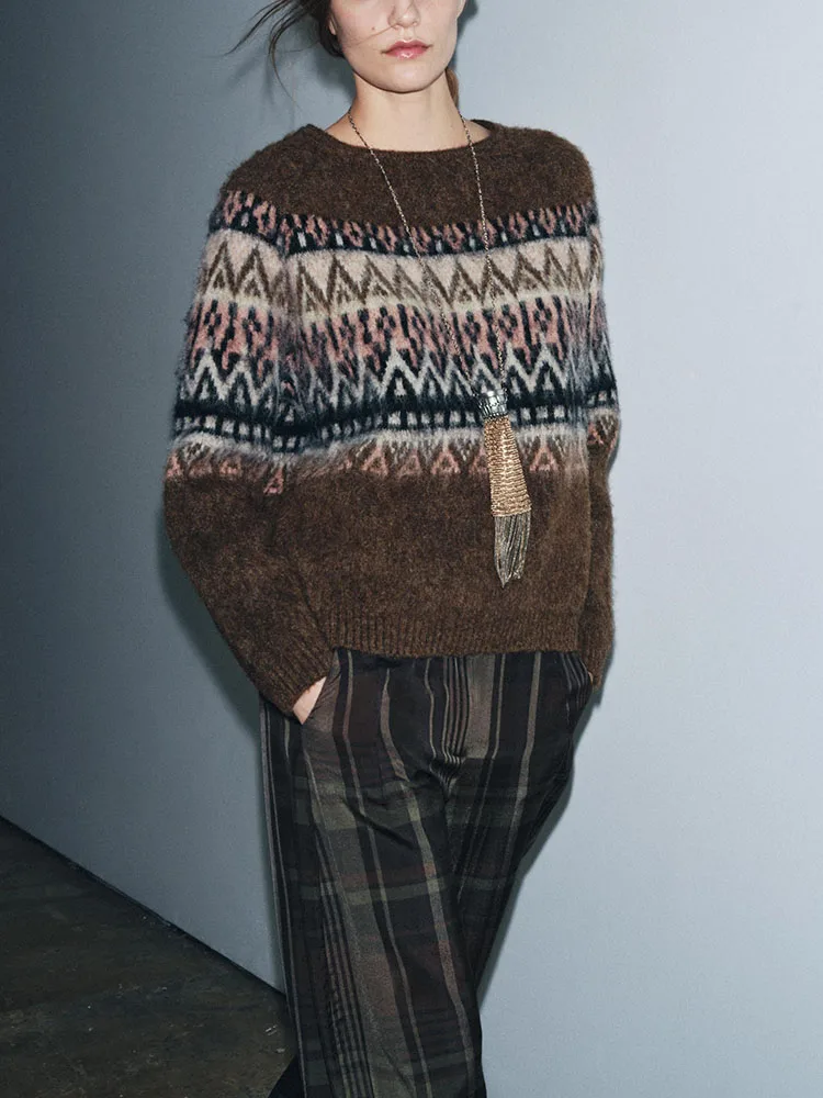 Inverno nova chegada camisola de malha feminina bordado cor adient solto ajuste longo sve redondo ne padrão geométrico