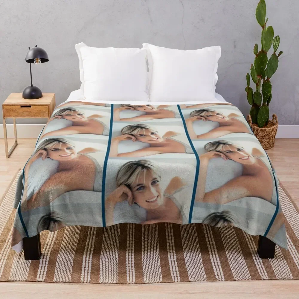 

Princess Diana Graphic Throw Blanket Long Lasting Soft Plush Blanket for Daily Use