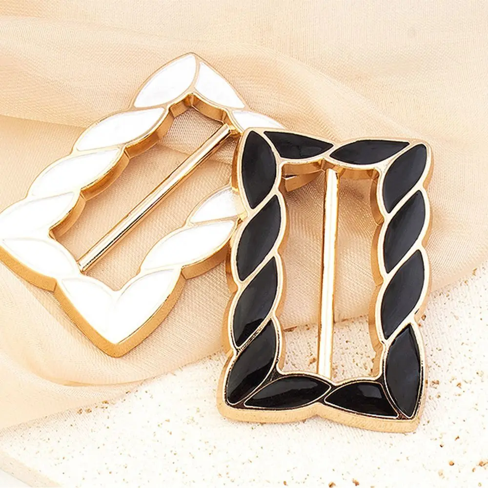 

Jewelry Clothes Waist Buckle Brooch Geometric Shawl Clip Belt Button Scarf Buckle Corner Knotted Buttons Coat Adjustment Button