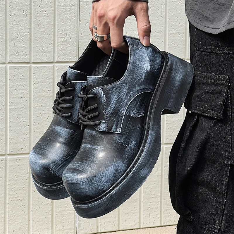 

Новые мужские кожаные туфли на толстой подошве. Модный повседневный дизайн. Вечеринка в ночном клубе. Молодежная и модная обувь. Горячий дизайнер 38–46 года.