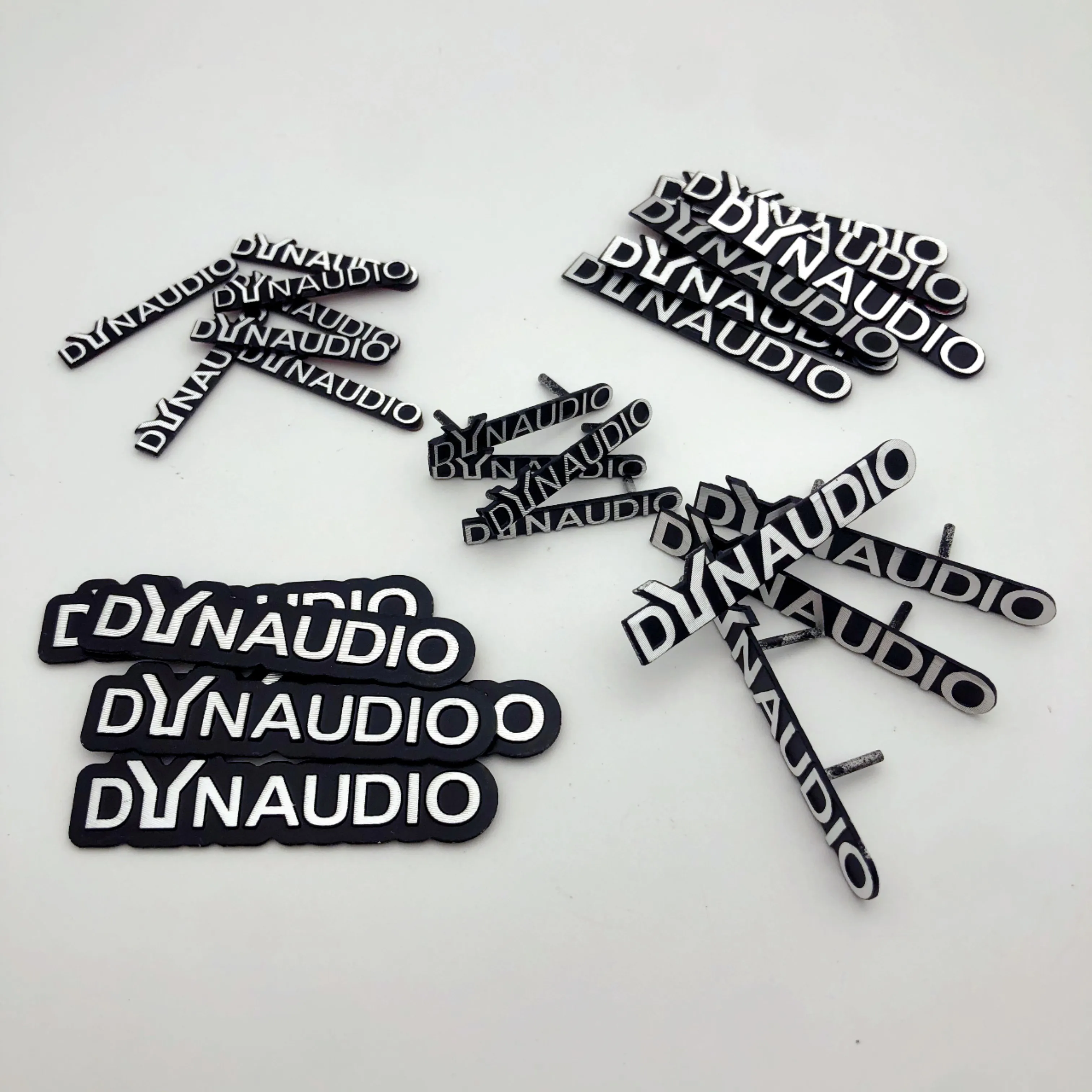 4pcs 10pcs 20pcs DYNAUDIO Car Hi-Fi Speaker Audio Speaker Badge Stereo Emblem Sticker Car Styling Decoration