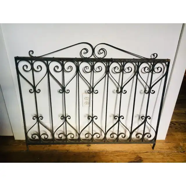 

Decorative metal wrought iron fence railing balustrade